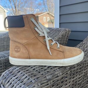 Timberlands Woman’s shoes